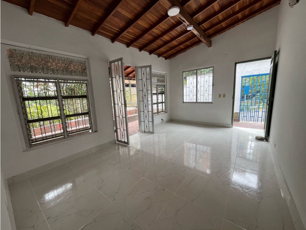 Casa finca en arriendo Sabaneta Pan de Azúcar - 1