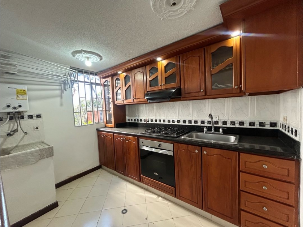 Casa en arriendo sector Loma del Indio
