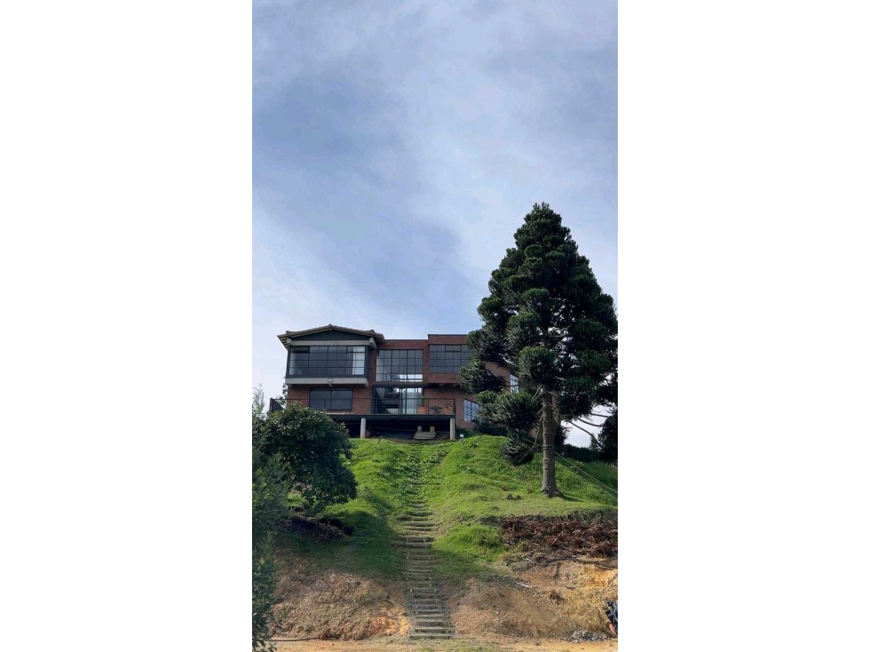 Casa en arriendo La Ceja vereda el Descanso