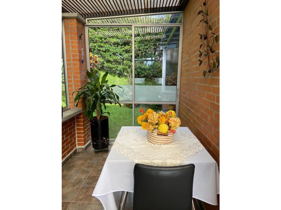 Casa en Benedictinos Envígado 220 metros 1690 millones — foto 6