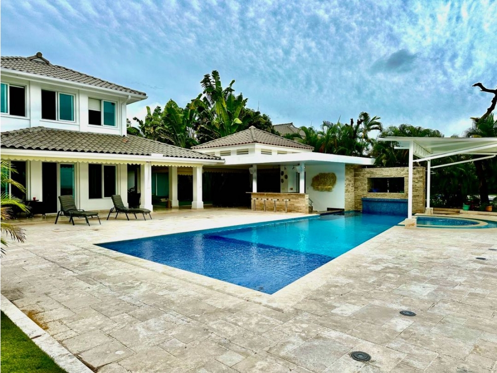 Casa en Bijao Beach Club - 1