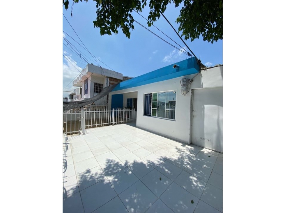 CASA EN VENTA BLAS DE LEZO INCLUYE 2 APARTAMENTOS