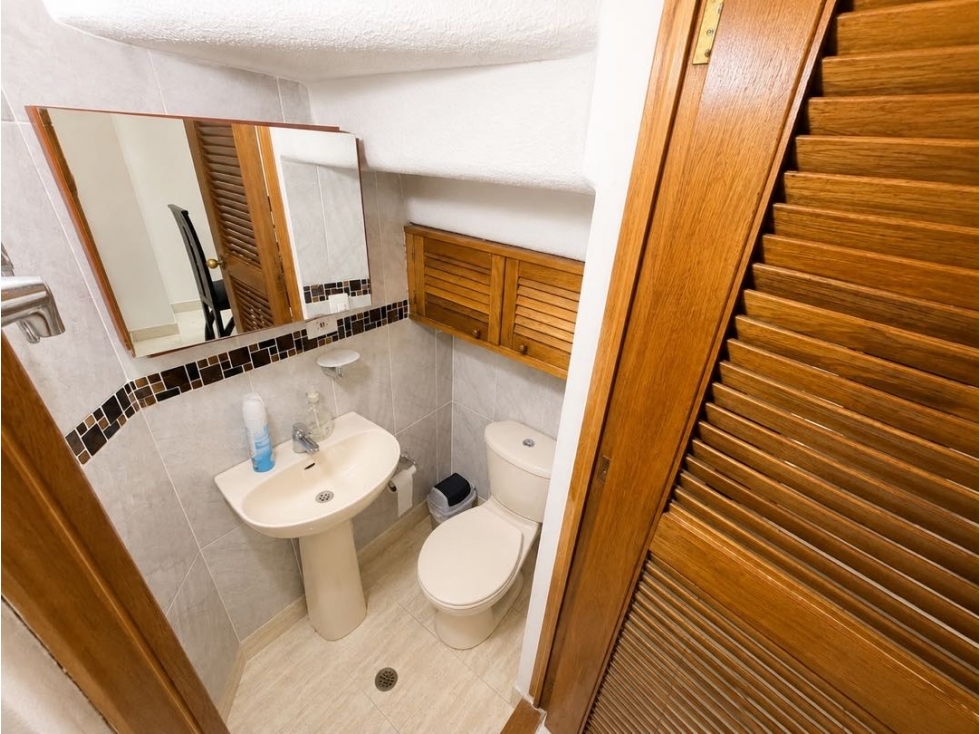 Casa en calasanz, 3 niveles, 4 habitaciones, 3 baños, parqueadero — foto 5