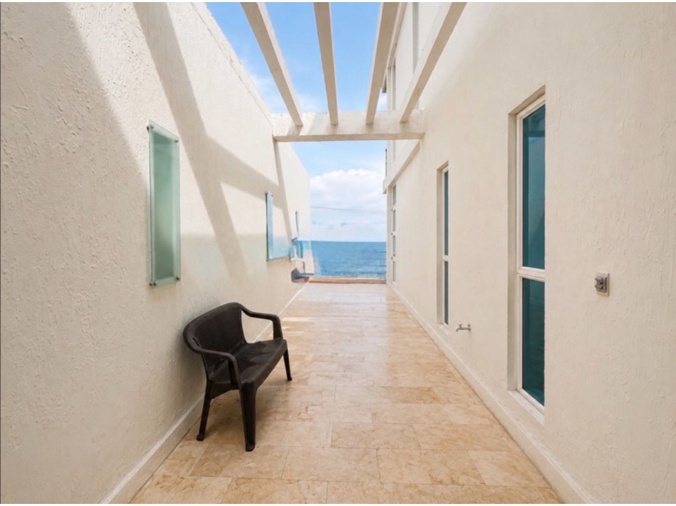CASA EN CASTILLOGRANDE TRES ALCOBAS FRENTE AL MAR — foto 4