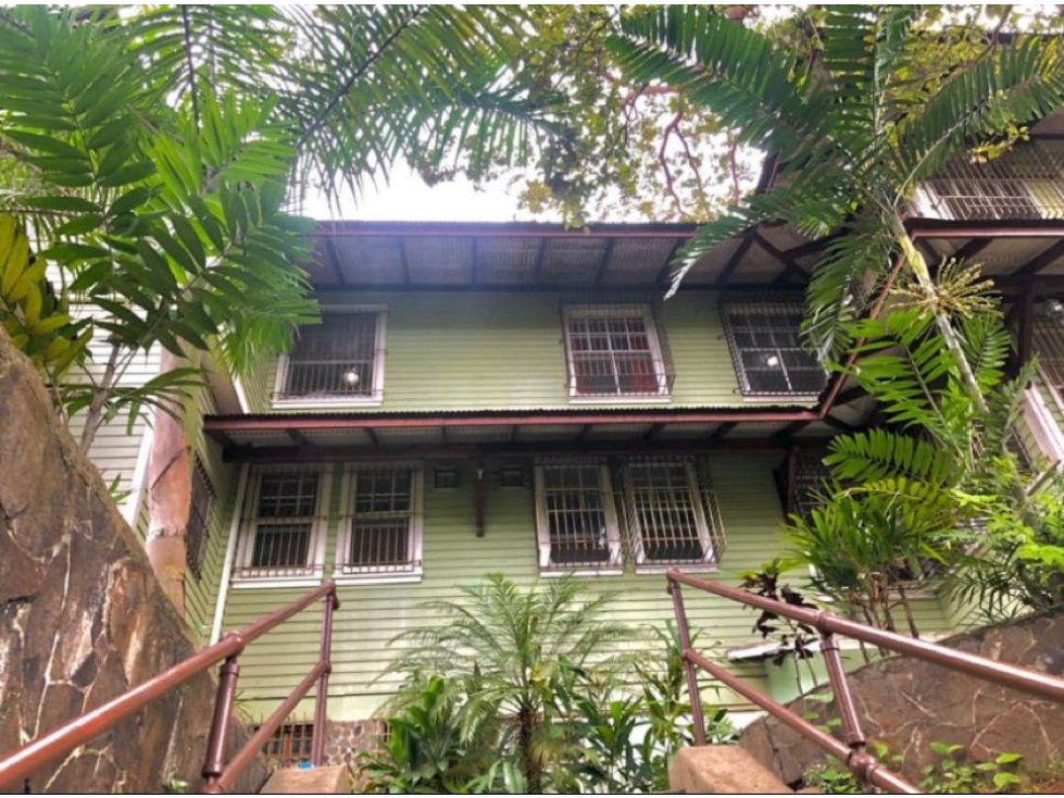 VENTA CASA HISTÓRICA 697M2 EN HARRECK HEIGHTS, ANCON. - 2