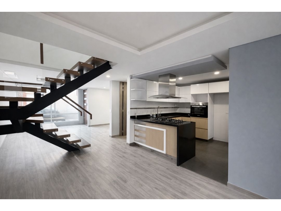 Casa en Chía | 119 m² construidos + 238 m² totales | Jardín privado — foto 2