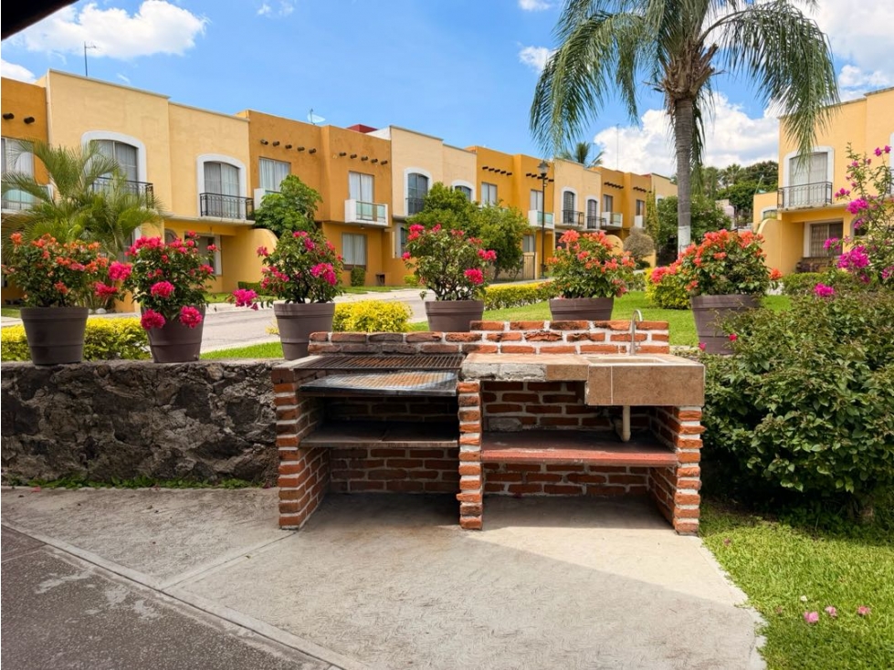 Casa en condominio con alberca y jardín con 100 M2 de construcción - 4