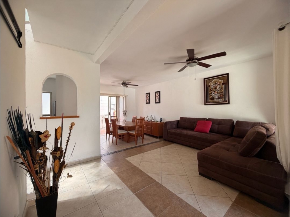 Casa en condominio con alberca y jardín con 100 M2 de construcción - 5