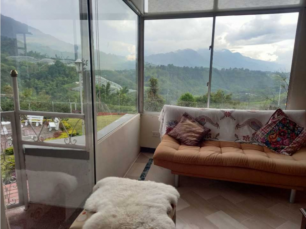 Casa en condominio con espectacular vista panorámica a la cordillera — foto 3