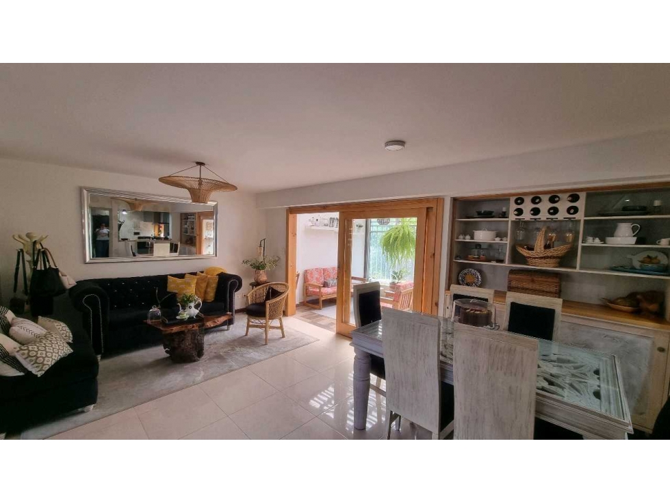 Casa en condominio en la castellana con vista a zona verde