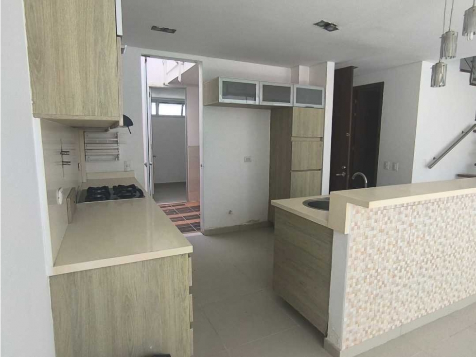 Casa en conjunto cerrada en arriendo Monteverde — foto 2