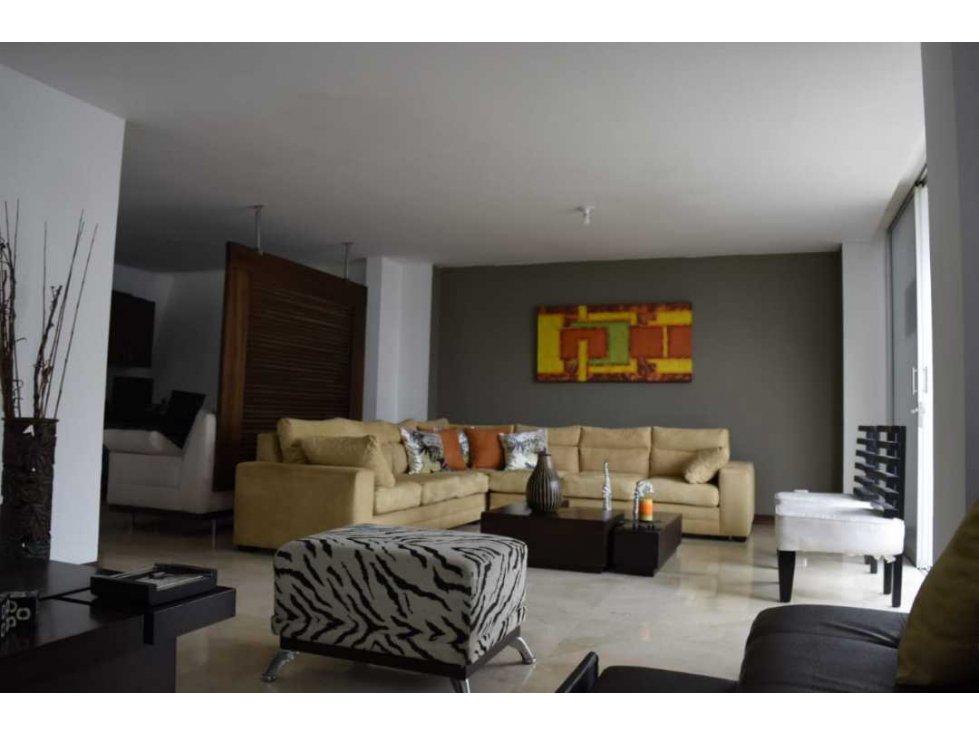 Casa en conjunto cerrado al norte de Armenia