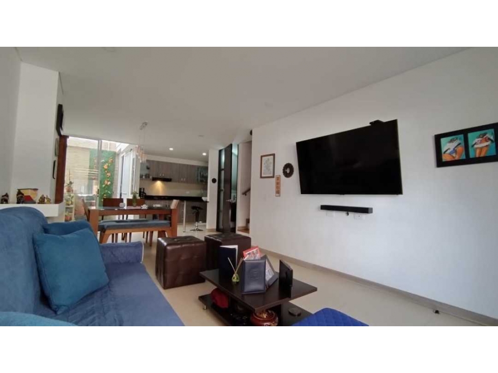 CASA EN CONJUNTO CERRADO COTA VENTA — foto 3