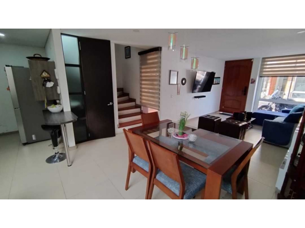 CASA EN CONJUNTO CERRADO COTA VENTA — foto 4