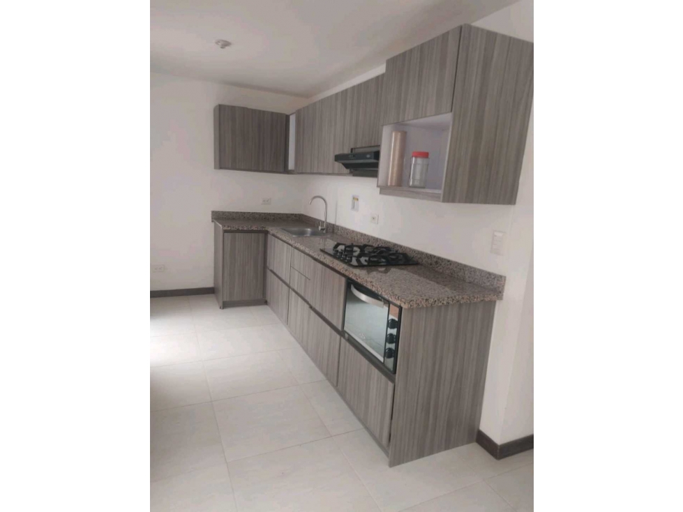 CASA EN CONJUNTO CERRADO EN LA CEJA — foto 3