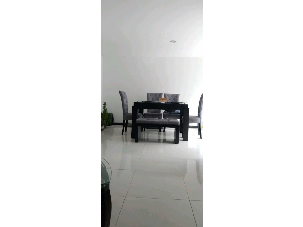 CASA EN CONJUNTO CERRADO VILLAMARÍA EN VENTA — foto 2