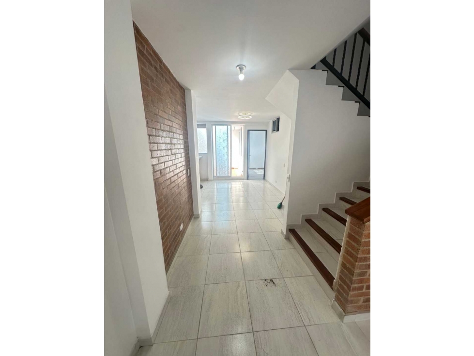 Casa en conjunto de 157 M2 en 410 mill en la gran via sede Tena Cund — foto 4