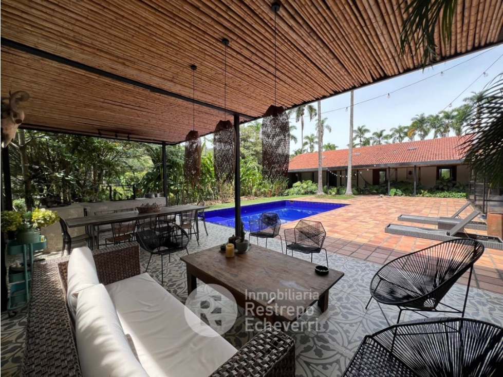 Casa en conjunto en arriendo amoblada, Sector San Bernardo, Manizales.