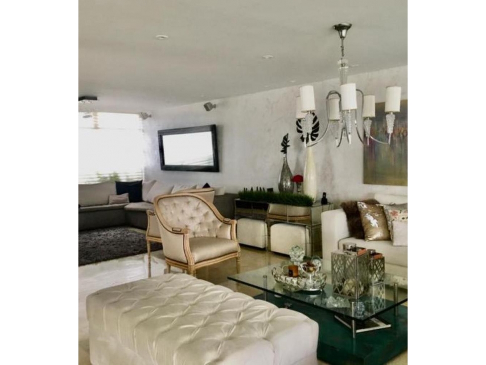 Casa en conjunto en venta o arriendo en Paseo La Castellana — foto 2