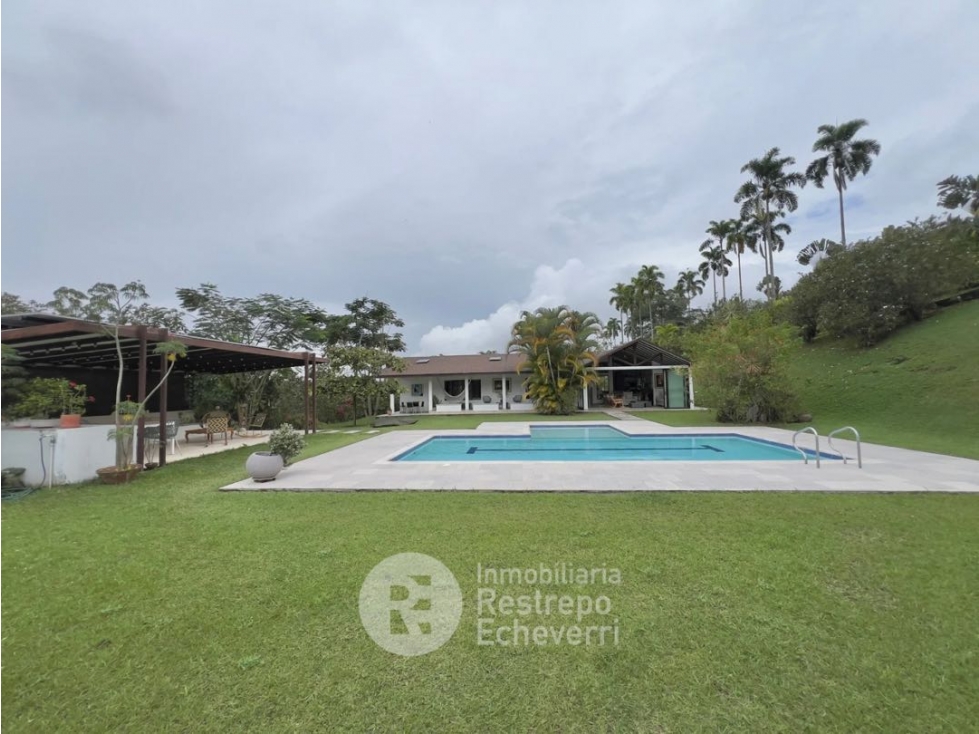 Casa en conjunto en venta. Sector San Bernardo del viento. Manizales. — foto 4