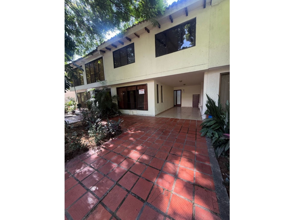 CASA EN CONJUNTO - LA HACIENDA