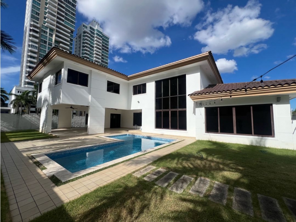 VENTA CASA EN COSTA DEL ESTE CON PISCINA PRIVADA 1045M2 CON 4REC MLD — foto 2