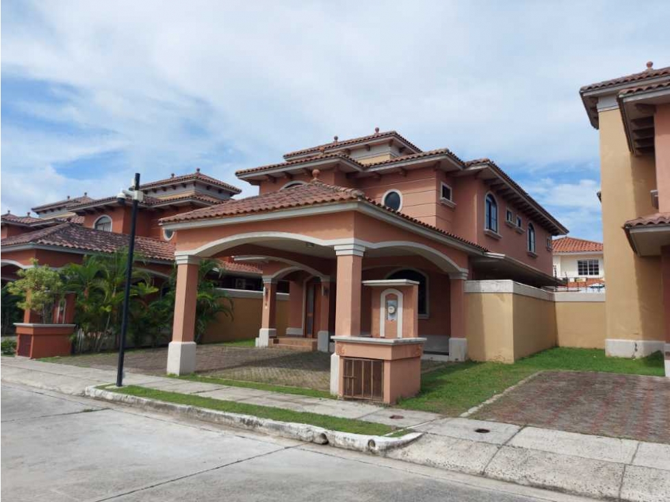 CASA EN COSTA SUR, EL DORAL PRECIO REBAJADO 4 RECAMARAS