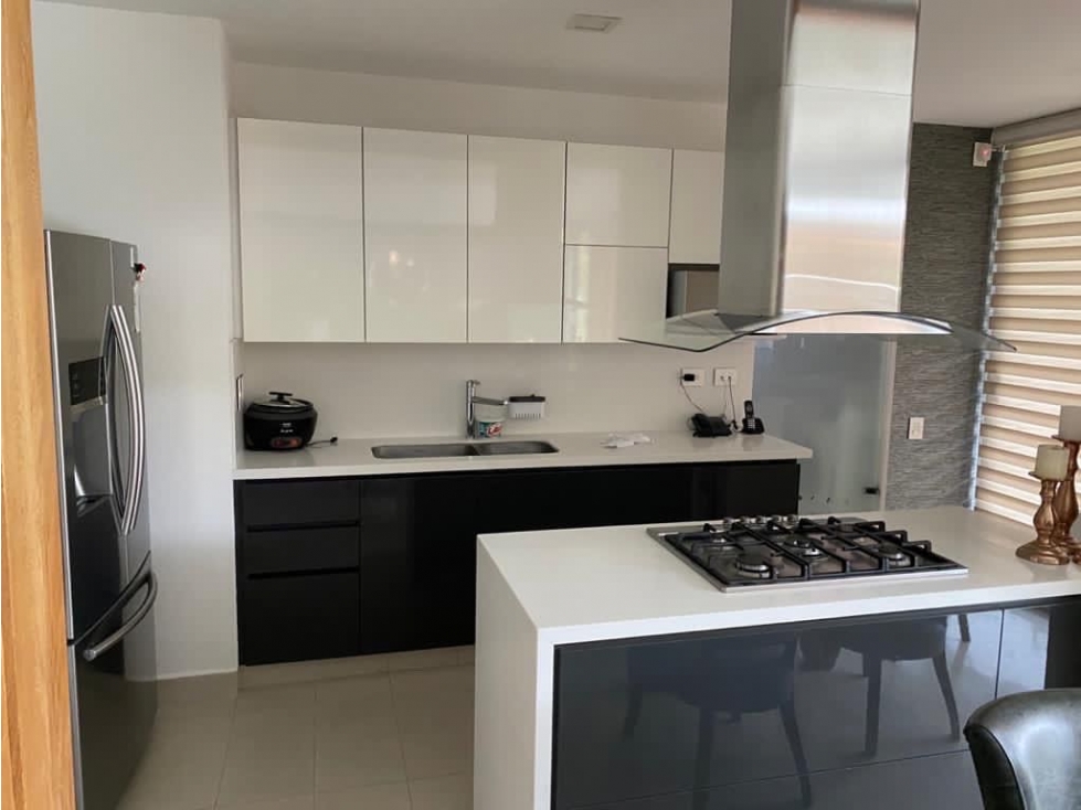 Casa en el alto de las palmas — foto 3