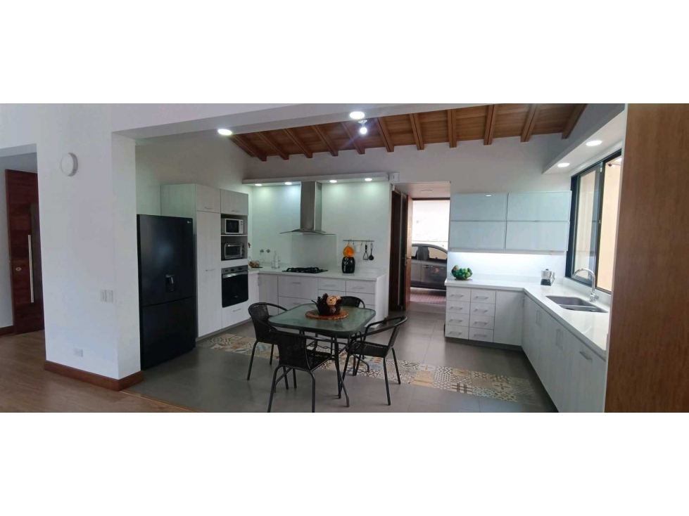 Casa en el Alto del Escobero en Parcelacion super campestre — foto 3