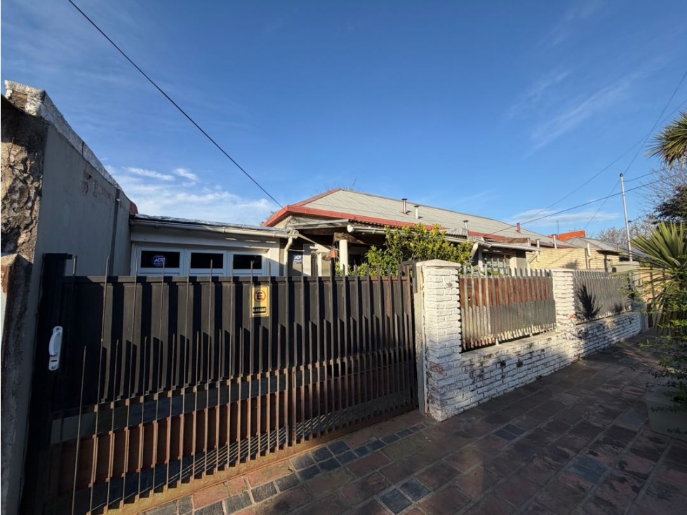 Casa en el barrio Siderca Rojo en venta - 1