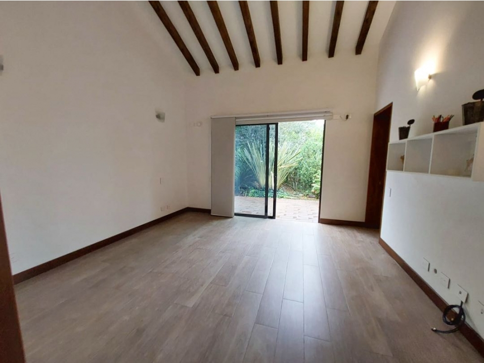 Casa comercial en Llanogrande — foto 4