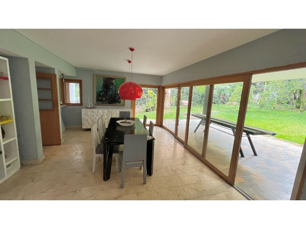 Casa en Venta en El Poblado - La Frontera, Medellín - 1.075 m² — foto 3