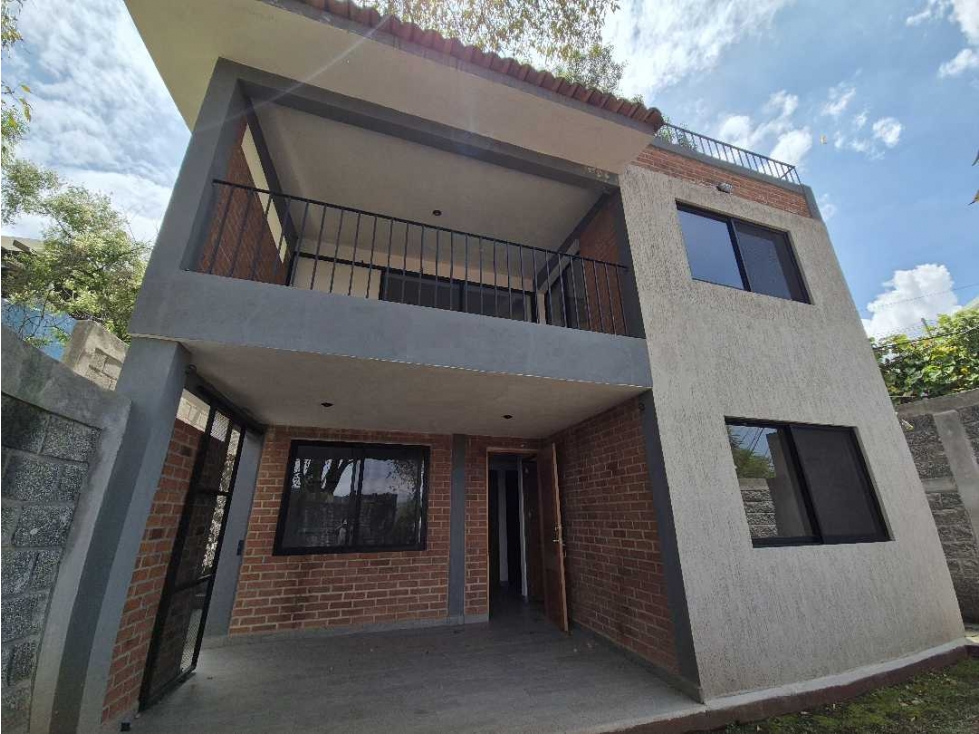 CASA EN EL PUEBLO CON HERMOSA VISTA - 4