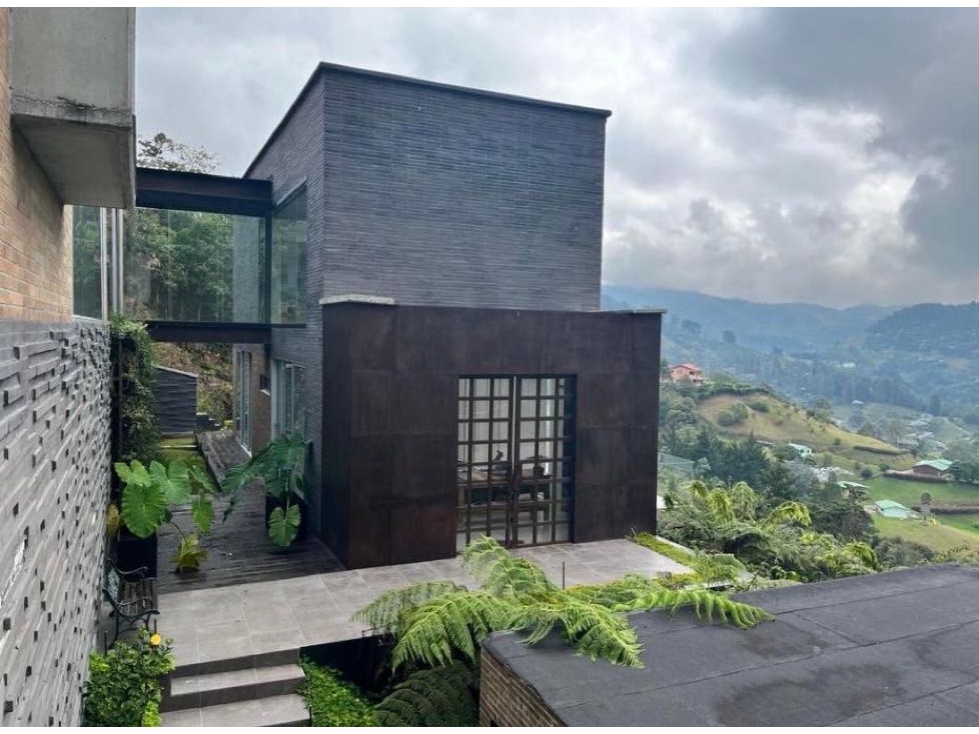 Casa en El Retiro