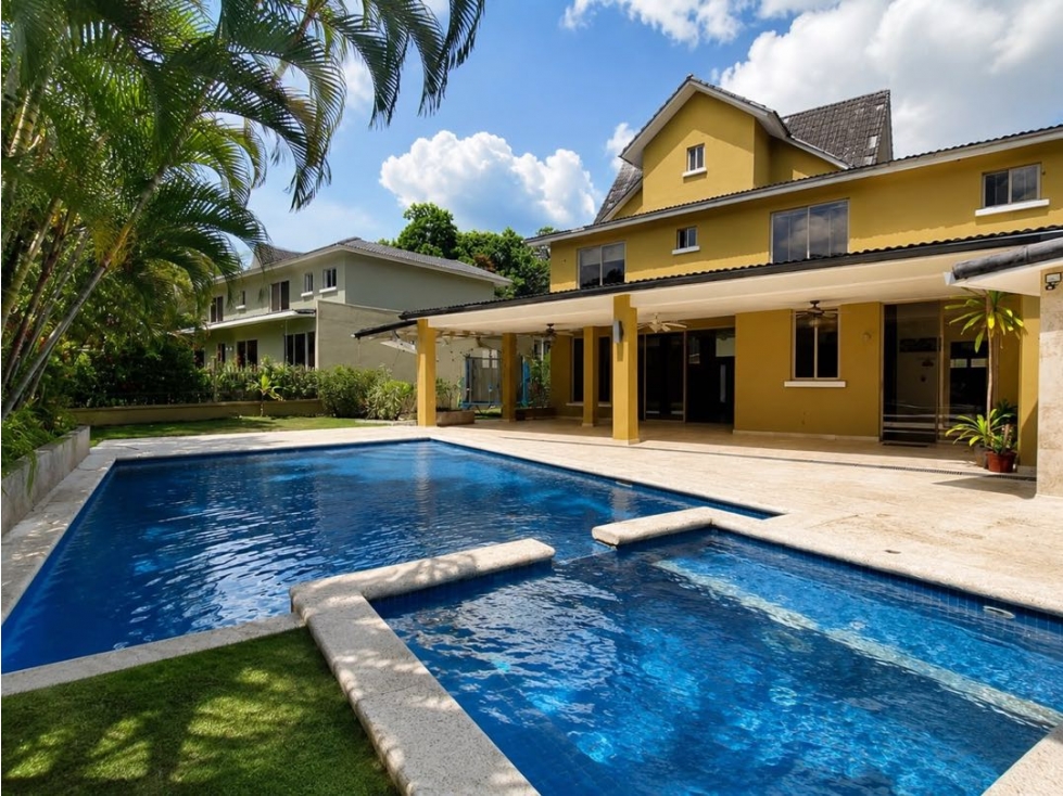 CASA EN EMBASSY GARDENS CON PISCINA EN CLAYTON 4 REC 550M2 — foto 2