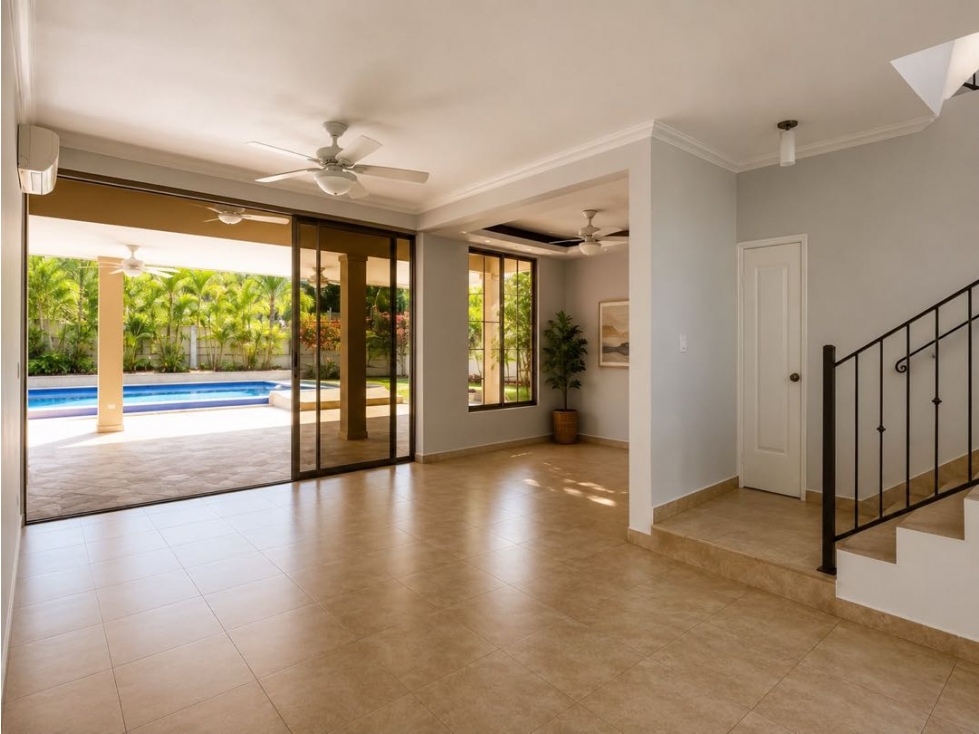 CASA EN EMBASSY GARDENS CON PISCINA EN CLAYTON 4 REC 550M2 — foto 4