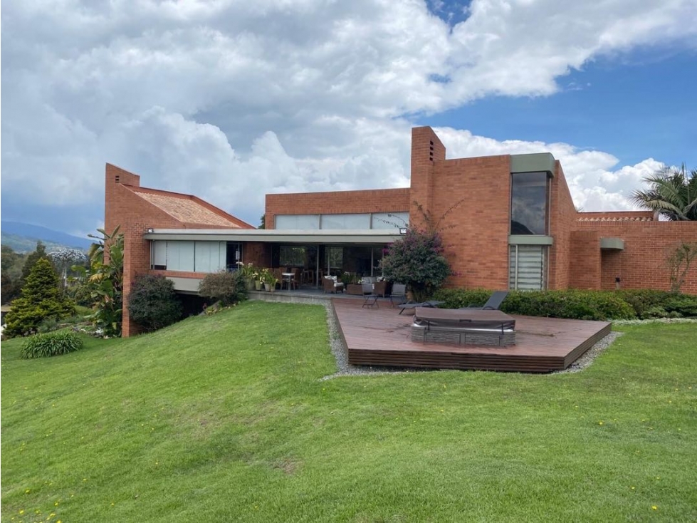 CASA EN EN ALTO DE LAS PALMAS !