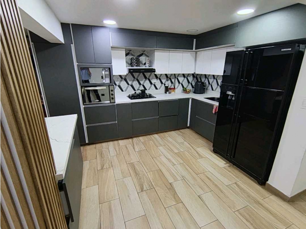 Casa en en venta primer piso esquinera , san Joaquín — foto 2
