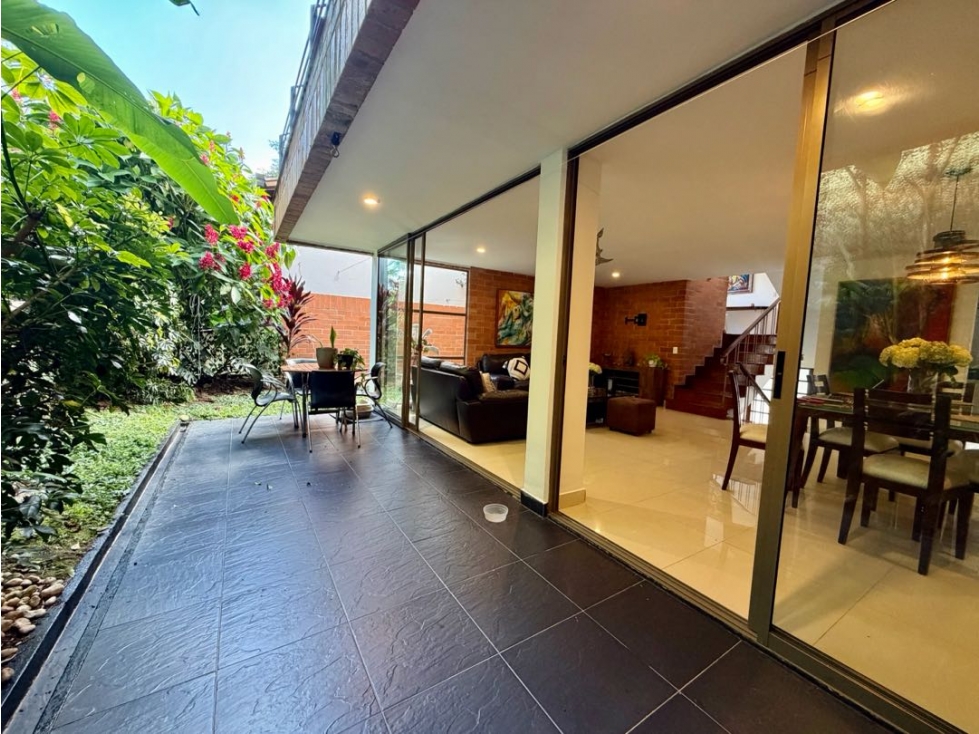 CASA DE 3 NIVELES EN ENVIGADO - EL ESMERALDAL — foto 4