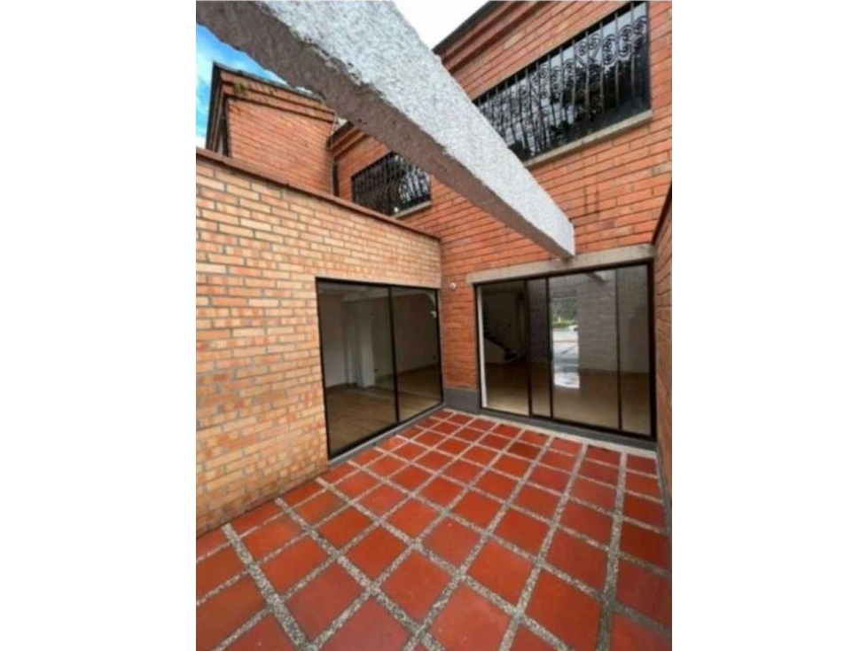 CASA EN ENVIGADO TRANSVERSAL INTER INTERMEDIA 2 NIVELES CERCA A C.C — foto 6