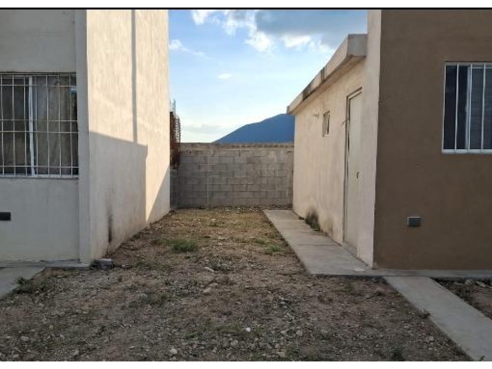 Casa en Escobedo: Gran Oportunidad de Inversión por Dación en Pago — foto 4