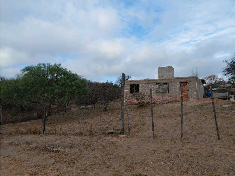 Casa en Estancia Vieja. Se Recibe Vehículos - 4