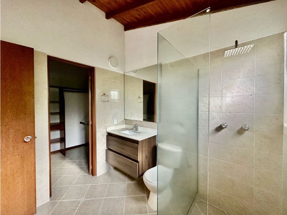 CASA EN EVIGADO SECTOR EL ESMERALDAL — foto 6