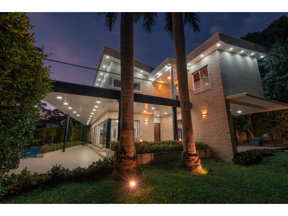 CASA EN EXCLUSIVA PARCELACIÓN SAN JERÓNIMO A 5 MIN DE EL ÉXITO - 3