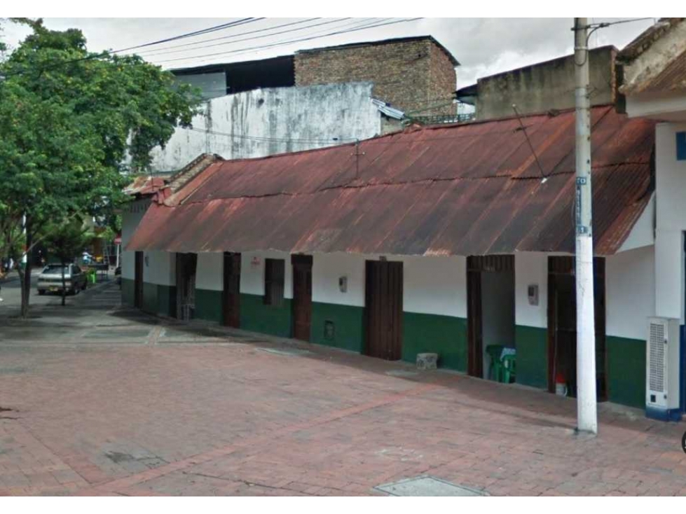 Casa en Girardot barrio Estación cerca a zona hotelera y alcaldía