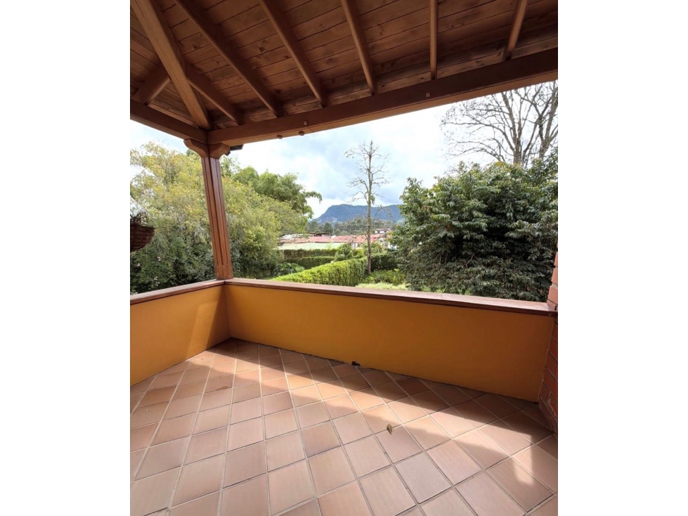 casa en la ceja en unidad cerrada con zona verde — foto 3