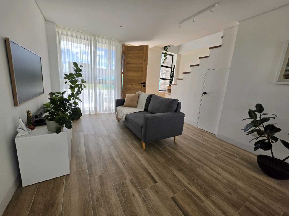 CASA EN LA MILLA DE ORO DE LA CEJA | La unidad cerrada más completa — foto 6