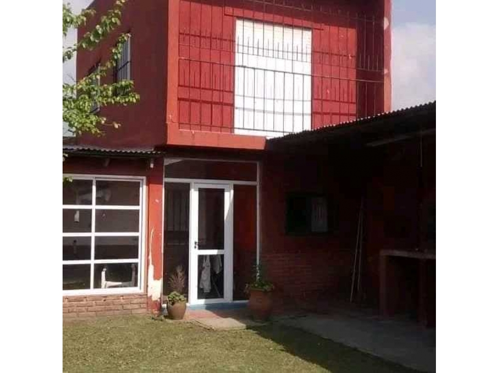 CASA EN LA PLATA, BUENOS AIRES, ARGENTINA - 2