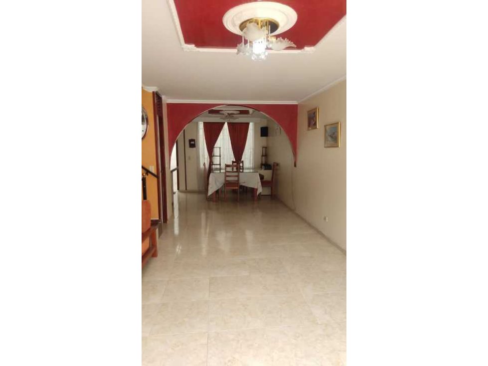 Casa En La Urbanización El Tesoro En La Mesa - 1