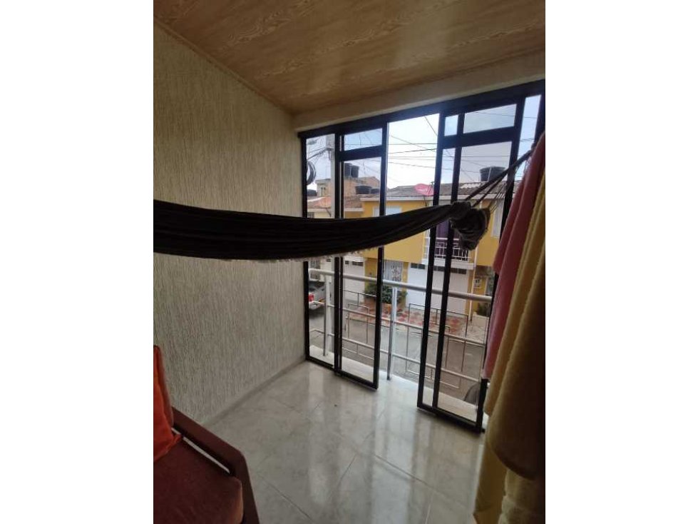 Casa En La Urbanización El Tesoro En La Mesa - 4
